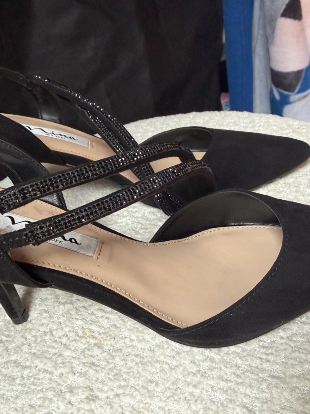 ANNA New York Black Pointed-Toe Crisscross Strap Heels - Picture 2 of 5